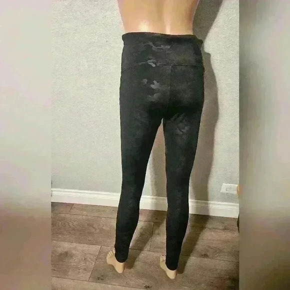 Spanx Faux Leather Camo Leggings - Picture 5 of 5